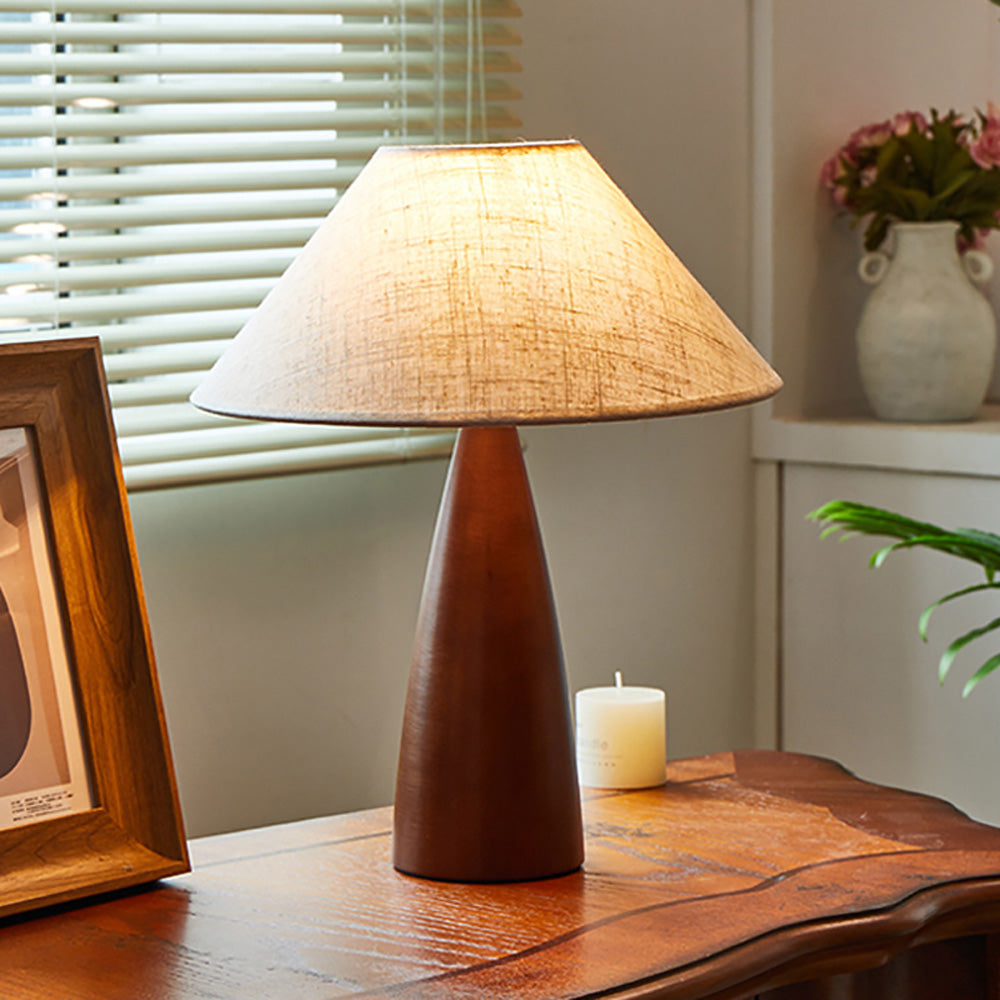 LED Solid Wood Bedroom Table Lamp, Advanced Retro Style Living Room Decorative Lamp