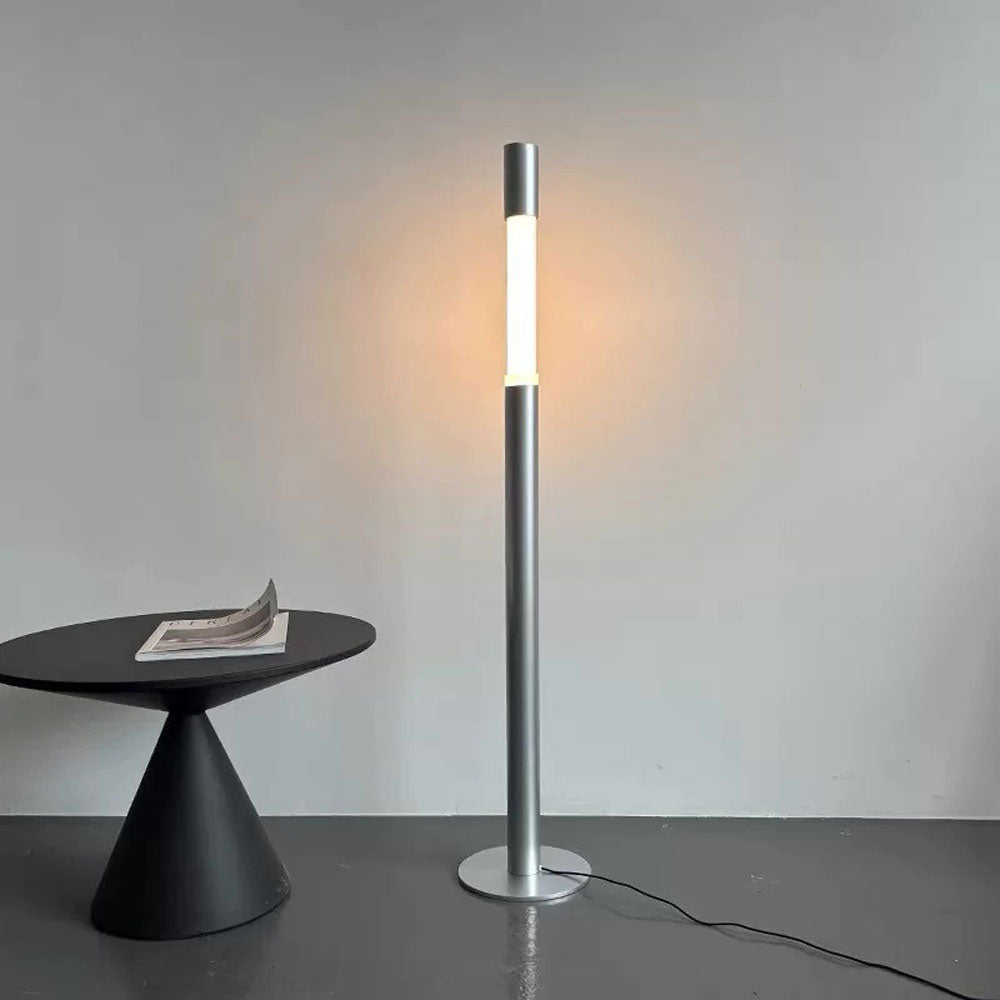 Simple telescopic floor lamp with indoor height adjustment