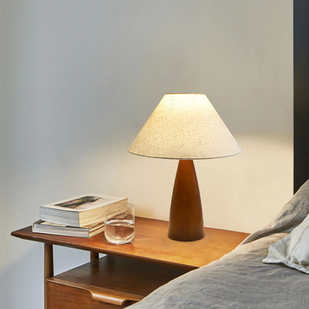 LED Solid Wood Bedroom Table Lamp, Advanced Retro Style Living Room Decorative Lamp