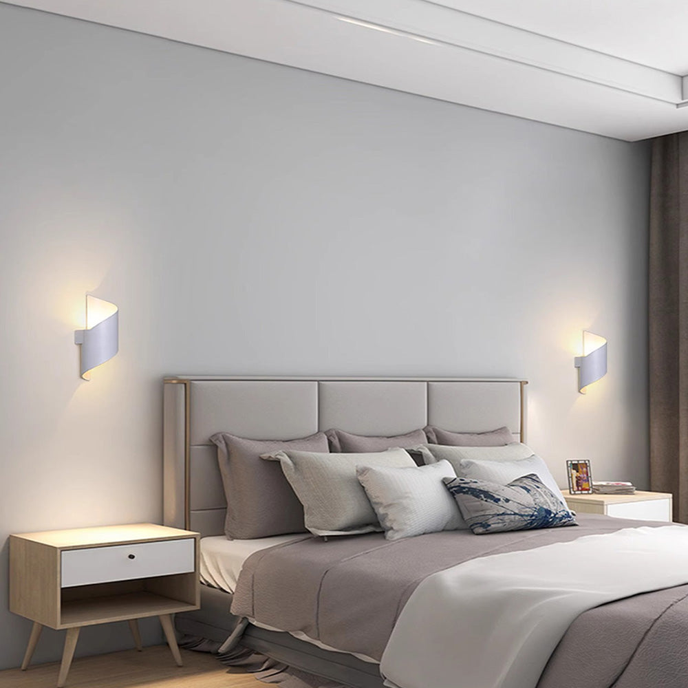 Creative Geometric Bedroom Wall Sconce, Artistic Decorative Lamp for Living Room