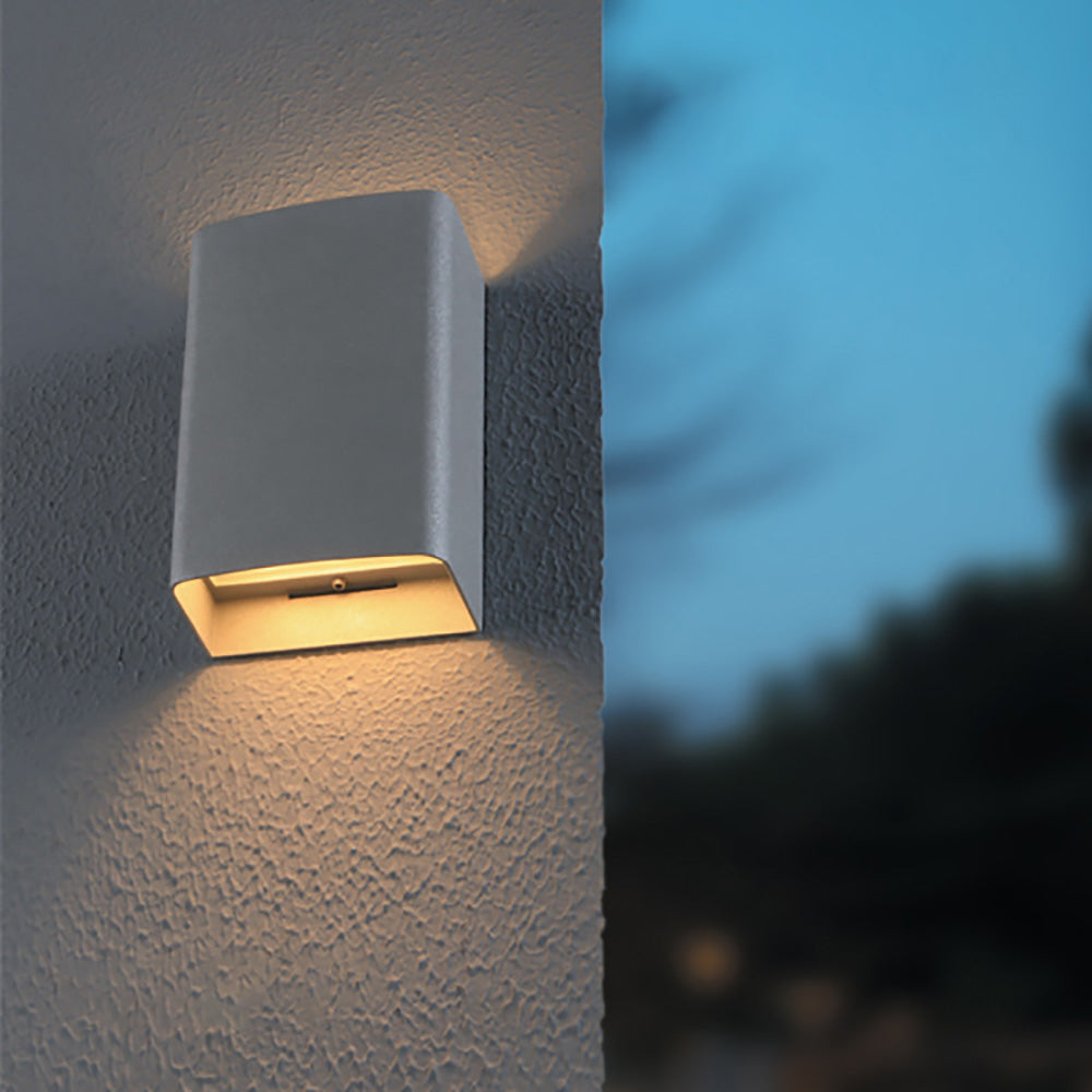 Outdoor wall light LED waterproof exterior wall light, patio balcony night light