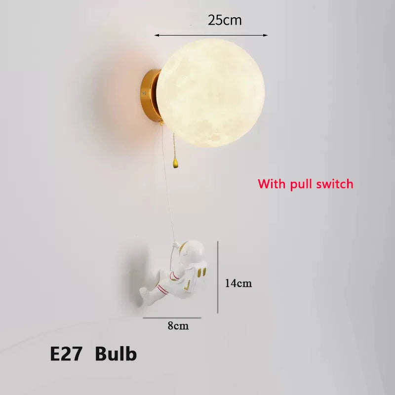Astronaut Moon Landing-style Decorative Wall Lamp, Suitable For Use As Lighting In Children's Rooms.