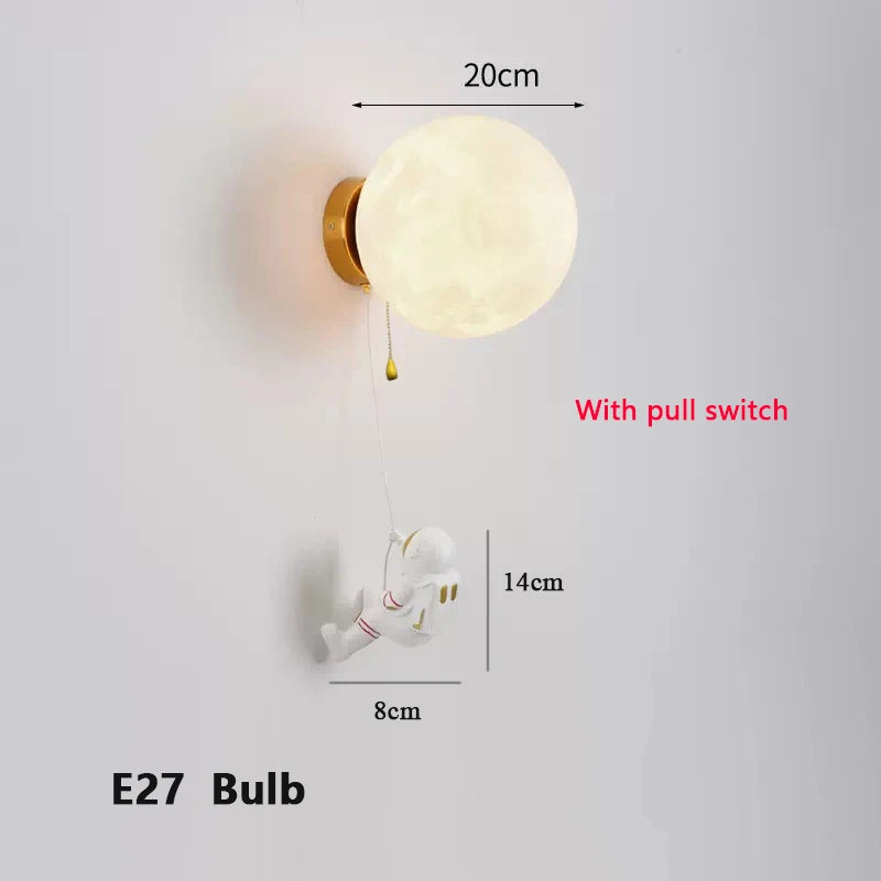 Astronaut Moon Landing-style Decorative Wall Lamp, Suitable For Use As Lighting In Children's Rooms.