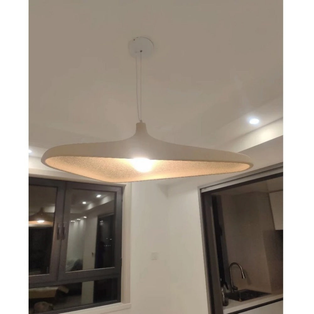 Nordic-Style Kitchen Pendant Light Modern Flying Saucer Pendant Light.