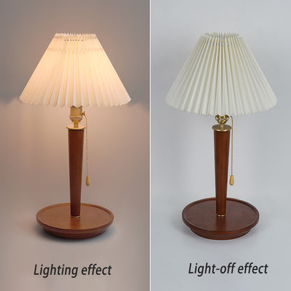 Bedroom Bedside Premium Feeling Table Lamp, European Retro Living Room Decorative Lamp