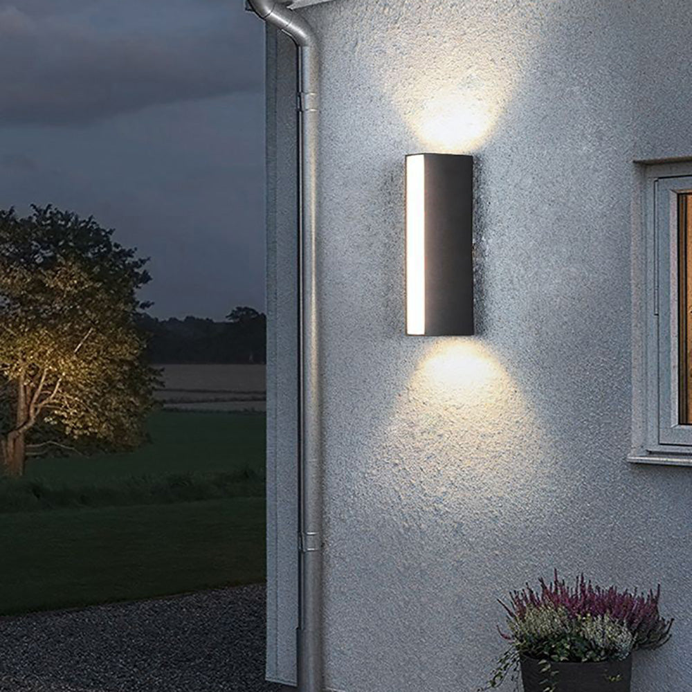 IP55 Outdoor Waterproof Wall Light, LED Garden Two-Way Spotlight