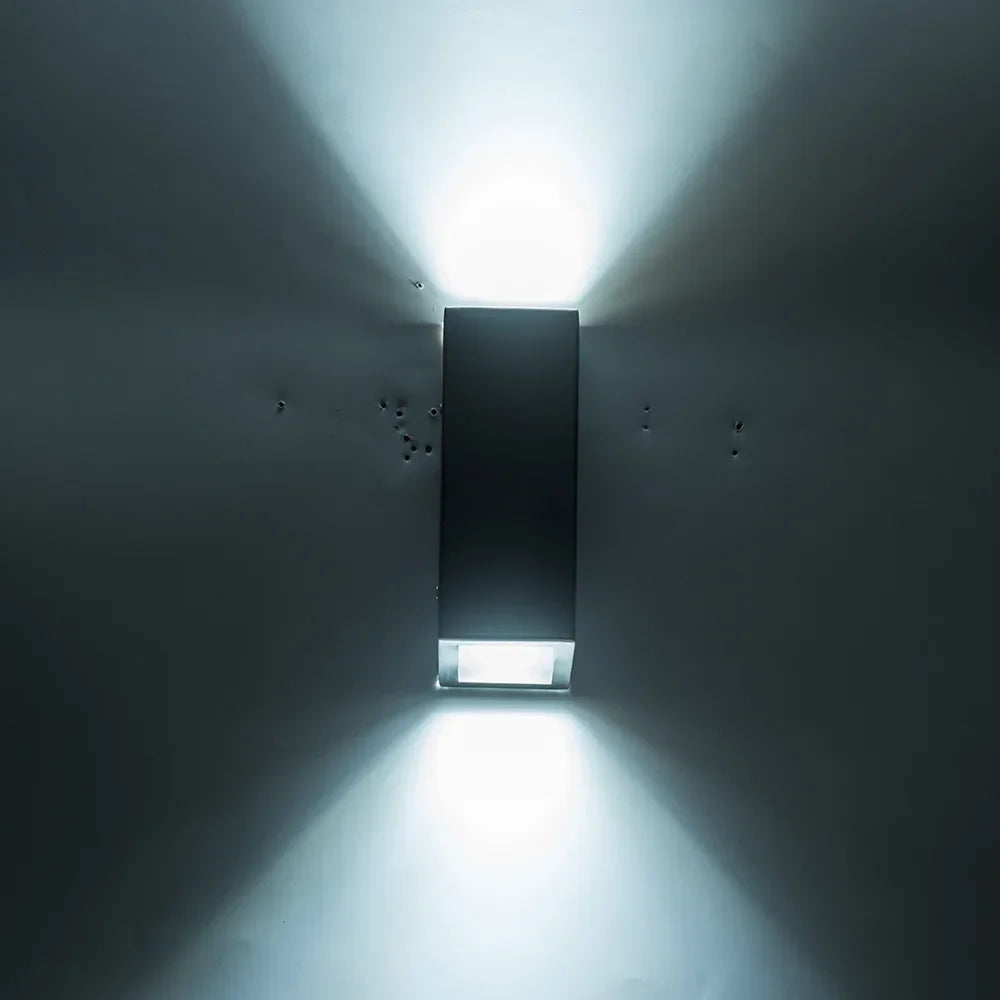Outdoor LED Stainless Steel Wall Lamp, Adjustable Corridor Lighting Lamp.