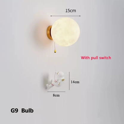 Astronaut Moon Landing-style Decorative Wall Lamp, Suitable For Use As Lighting In Children's Rooms.