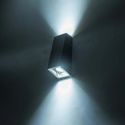Outdoor LED Stainless Steel Wall Lamp, Adjustable Corridor Lighting Lamp.