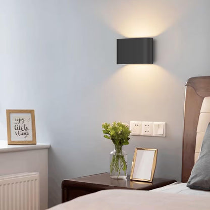 LED Wall Lamp, Magnetic 360 Degree Rotating Up and Down Lighting, USB Charging.